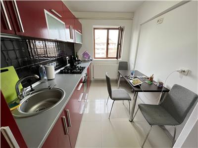 Apartament 2 camere, etaj 4, renovat , mobilat si utilat , zona Tribunal