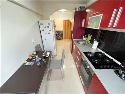 Apartament 2 camere, etaj 4, renovat , mobilat si utilat , zona Tribunal