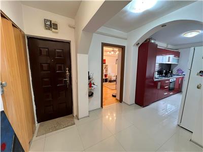 Apartament 2 camere, etaj 4, renovat , mobilat si utilat , zona Tribunal