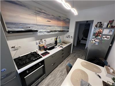 Apartament 2 camere, et 4 cu acoperis, renovat 2021,mobilat si utilat