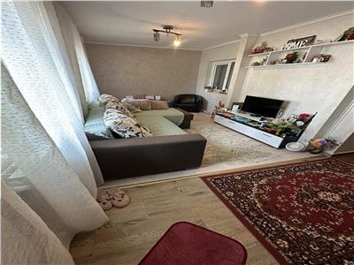 Apartament 2 camere, parter, zona Panduri, de vanzare