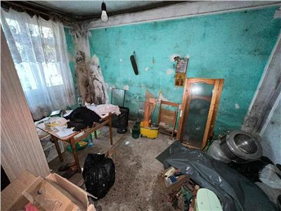 Garsoniera zona Garii, parter, necesita renovare totala