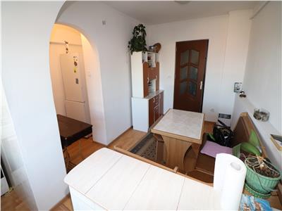 Apartament 2 camere, zona Kaufland Brailei, mobilat de vanzare