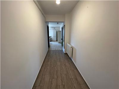 Apartament 3 camere, etaj 2, bloc nou , mobilat complet