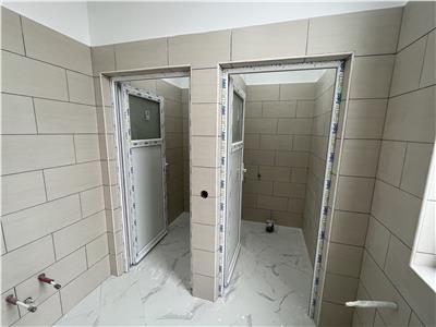 Spatiu comercial zona Politie,BLOC NOU,100 mp