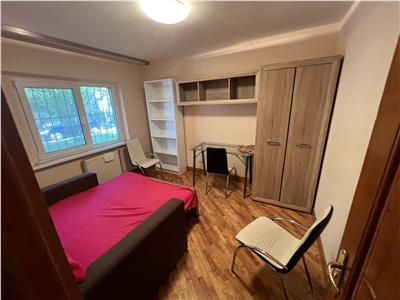 Apartament 4 camere/spatiu comercial/ parter/ Brailei