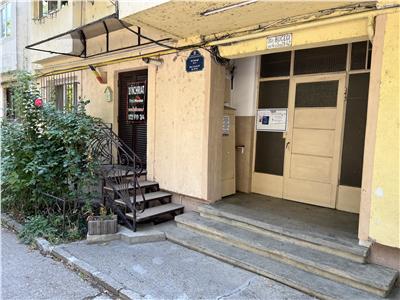 Sp Comercial 2 Stejari,80mp, 3 intrari,parcare