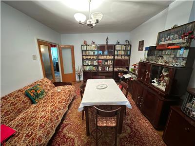 Apartament 3 camere,  82mp, etaj 2  Casa Vranceana