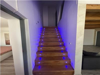 Apartament 3 camere +2 bai,2 locuri de parcare +sp verde, zona Valcele