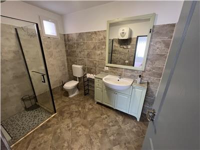 Apartament 3 camere +2 bai,2 locuri de parcare +sp verde, zona Valcele