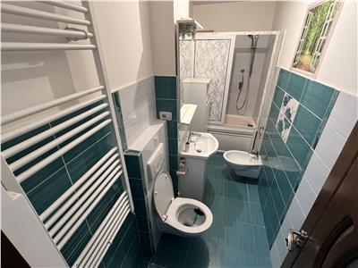 Apartament 3 camere,parter,balcon,parcare,boxa,ultracentral Scoala 9
