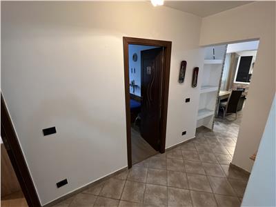 Apartament 3 camere,parter,balcon,parcare,boxa,ultracentral Scoala 9
