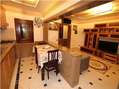 Apartament 3 camere, etaj 3, Inspectoratul Scolar  super lux