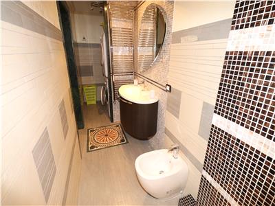 Apartament 3 camere, etaj 3, Inspectoratul Scolar  super lux