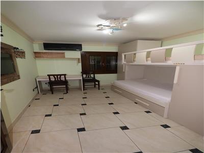 Apartament 3 camere, etaj 3, Inspectoratul Scolar  super lux