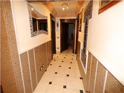 Apartament 3 camere, etaj 3, Inspectoratul Scolar  super lux