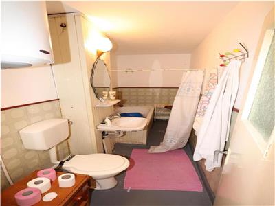 Apartament 3 camere, etaj 4 cu acoperis + termopane sud   P