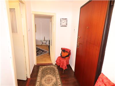 Apartament 3 camere, etaj 4 cu acoperis + termopane sud   P