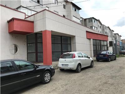 Spatiu comercial de inchiriat in spate la Finante