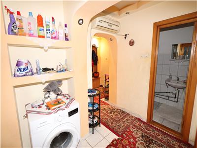 Apartament 3 camere, etaj 3 , zona Petre Liciu