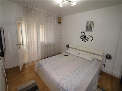 Apartament 2 camere, zona Piata  Centru , etaj 3 cu acoperis