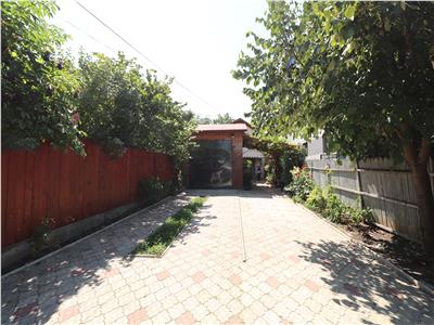 Casa de vanzare in zona Liceului 1