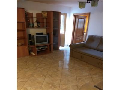 Apartament 3 camere, CT+AC, etaj 4, zona Scoala 10