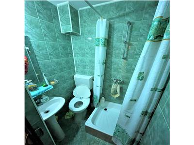 Apartament 3 camere, etaj 3, mobilat+ utilat,CT+AC, zona Pompieri