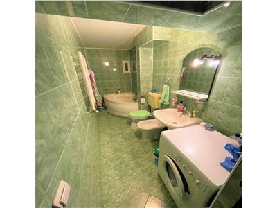 Apartament 3 camere, etaj 3, mobilat+ utilat,CT+AC, zona Pompieri