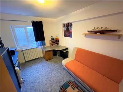 Apartament 3 camere, etaj 3, mobilat+ utilat,CT+AC, zona Pompieri