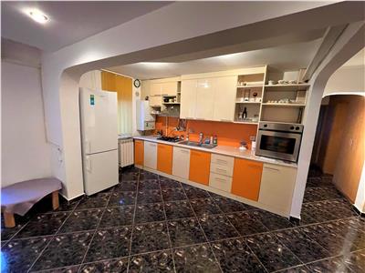 Apartament 3 camere, etaj 3, mobilat+ utilat,CT+AC, zona Pompieri