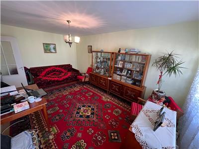 Apartament 3 camere, ultracentral , etaj 4 din 8, vedere Bulevard