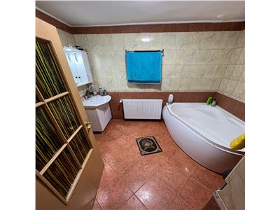 Casa de vanzare in Jorasti + optional si un Spatiu Comercial