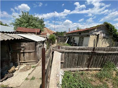 Casa de vanzare in comuna Vulturu , la strada Principala