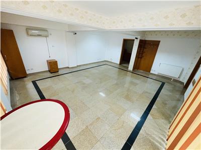 Spatiu Comercial, PARTER, ULTRACENTRAL