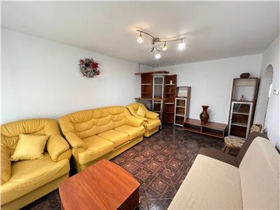 Apartament  3 camere + extindere zona Independentei