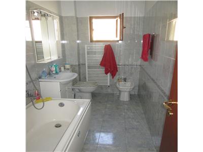 Vila de vanzare zona Vlad Tepes  Vilcele