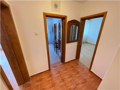 Apartament 2 camere, 54mp, etaj 4 cu acoperis, mobilat