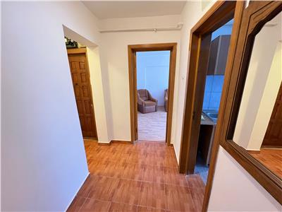Apartament 2 camere, 54mp, etaj 4 cu acoperis, mobilat