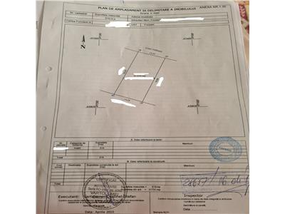 Teren intravilan de vanzare in Livada 1.039mp langa terenul de Tenis