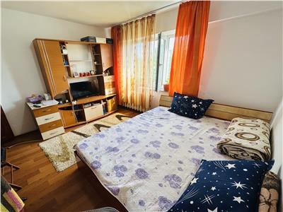 Apartament 2 camere, etaj 4, zona Mausoleu Sud