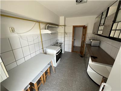 Apartament 3 camere,mob+ utilat, centrala, strada Mitropolit Varlaam