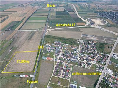 Teren de vanzare pe E 85 langa Autostrada A7  Focsani