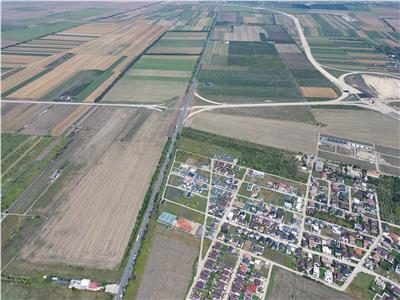 Teren de vanzare pe E 85 langa Autostrada A7  Focsani