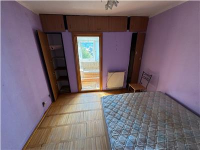 Apartament 2 camere, etaj 2, zona Unirea Principatelor