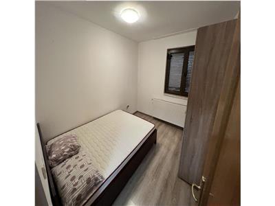 Apartament 3 camere, loc de parcare +sp verde, zona Valcele