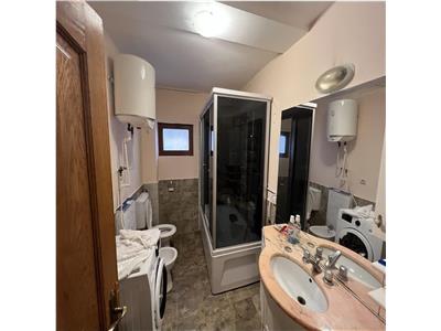 Apartament 3 camere, loc de parcare +sp verde, zona Valcele