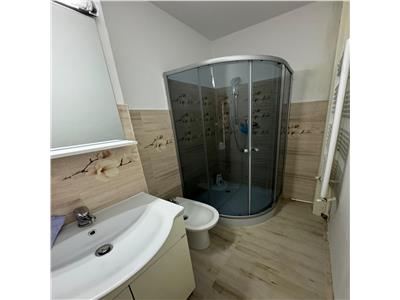 Apartament 2 camere, etaj 3, partial mobilat, zona Gara