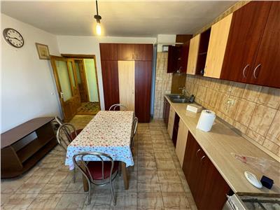 Apartament 4 camere, etaj 3/4, 104 mp, Penny Market Valcele