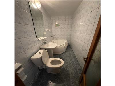 Apartament 3 camere, parter,  Inspectoratul Scolar, mobilat si utilat